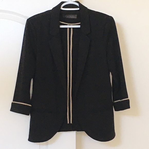 Black blazer - Picture 1 of 2